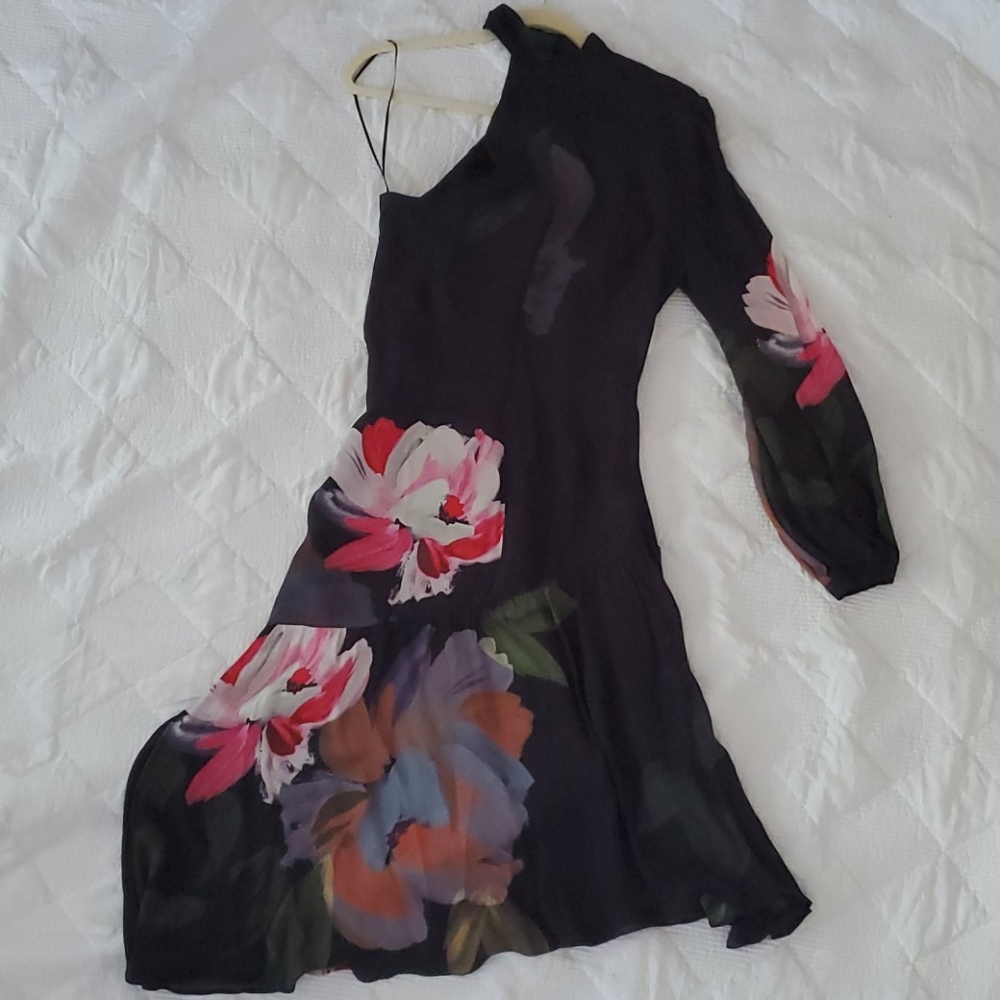 Parker Black Dress - Picture 6 of 6